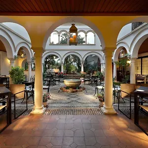 4* Szálloda Eurostars Conquistador
